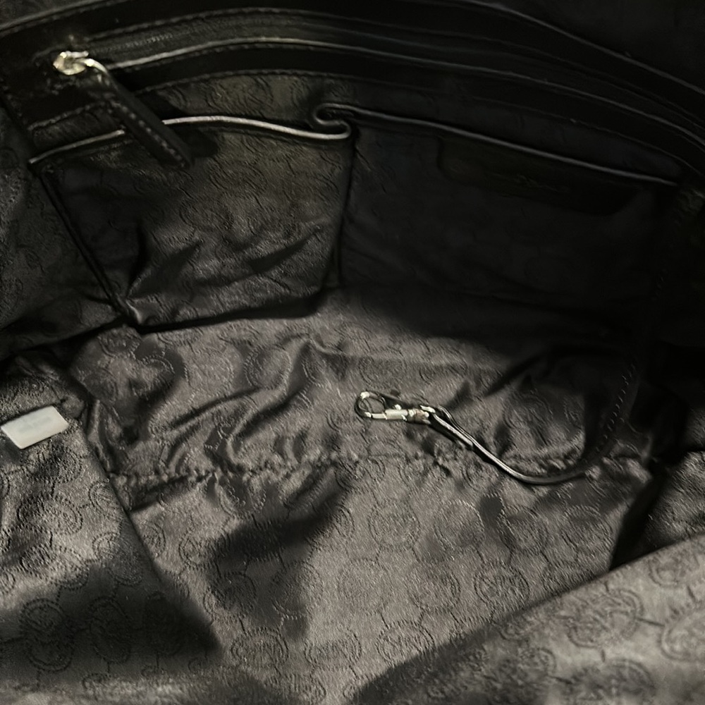 Michael Kors Jet Setter Tote Bag - Picture 4 of 8